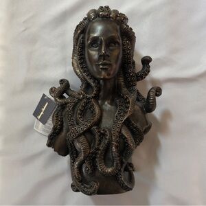 Tommy Bahama Octopus Bust